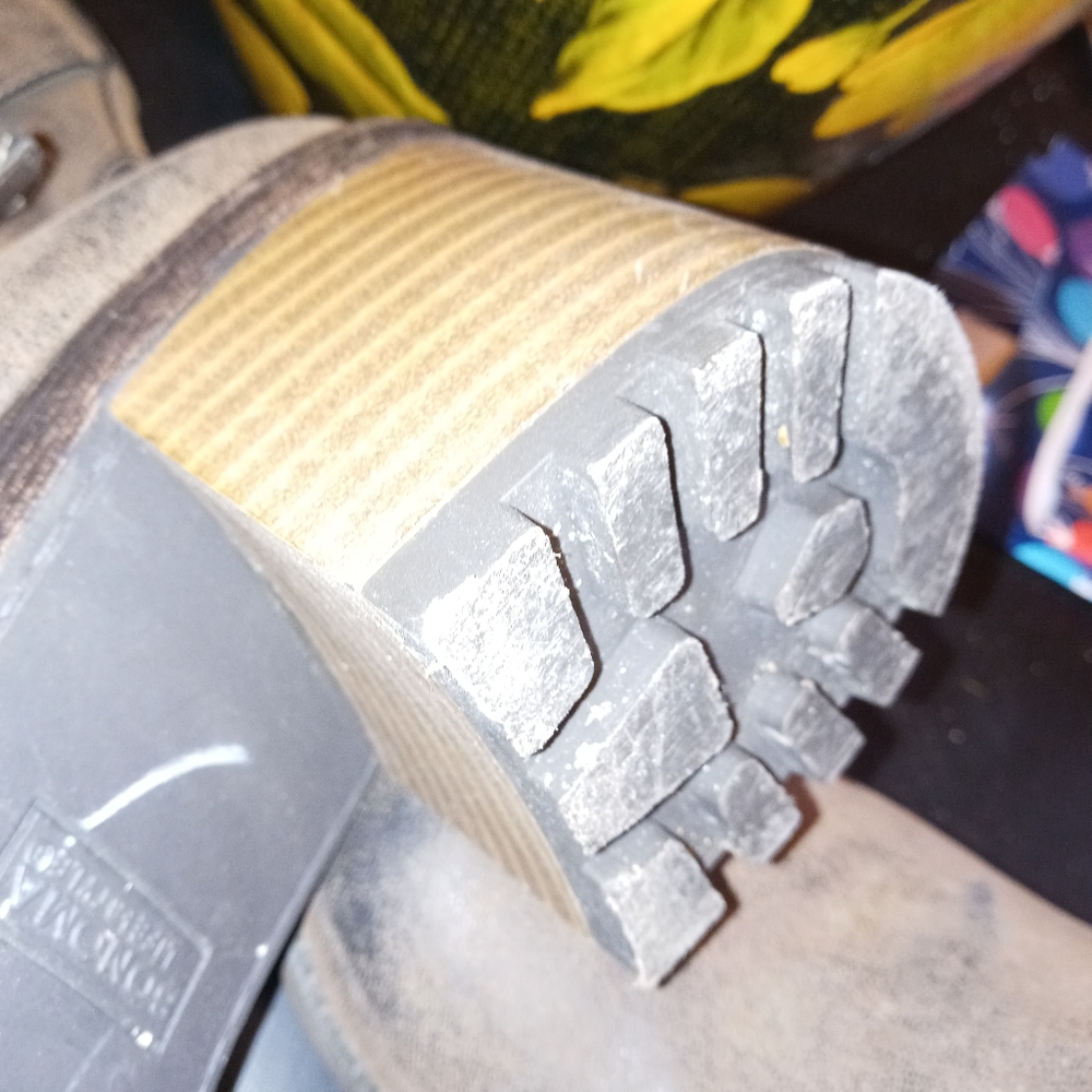 LADIES RUGGED WORK BOOTS - Picture 5 of 5